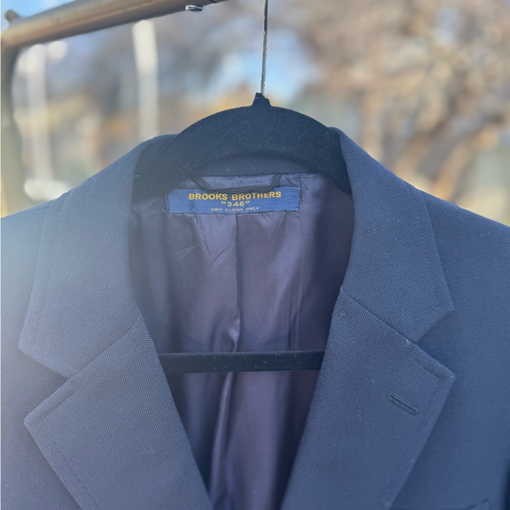 Brooks Brothers Dark Blue Blazer with Gold Buttons - Picture 4 of 8